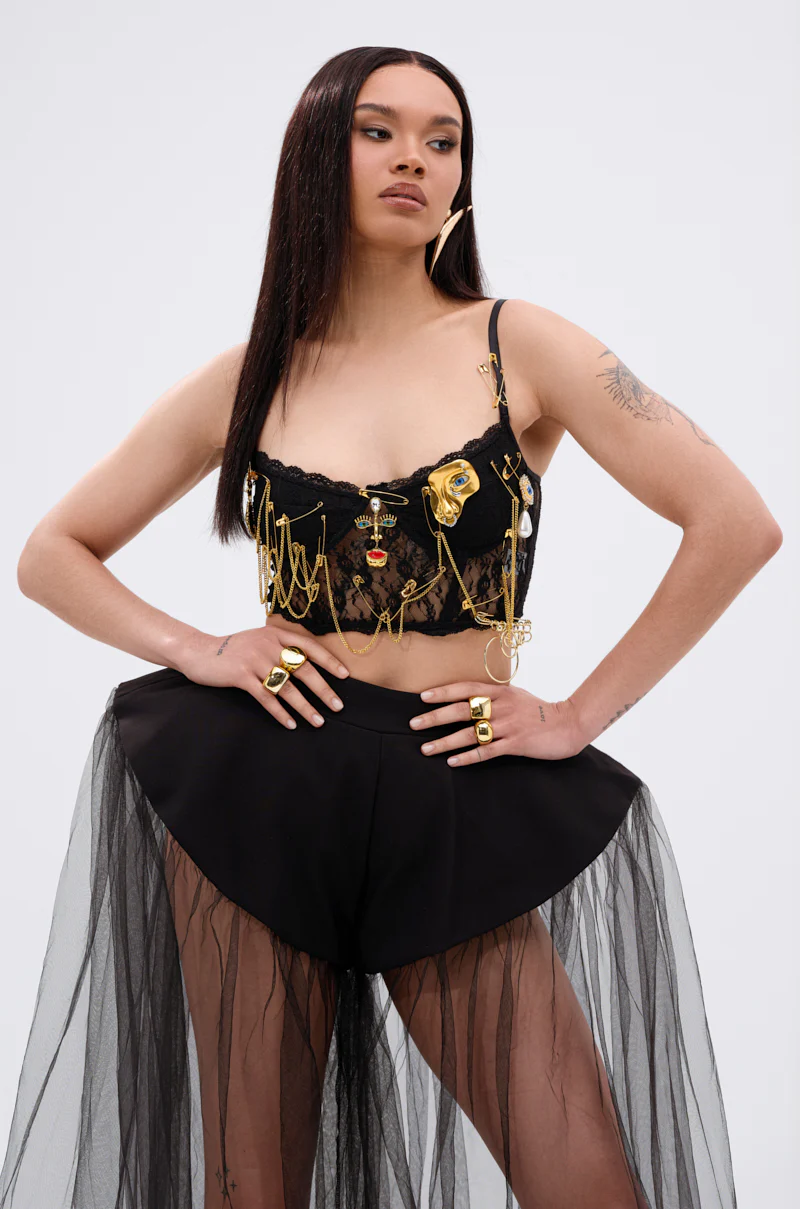 TWO FACED PIN DETAILED LACE TOP - Image 2