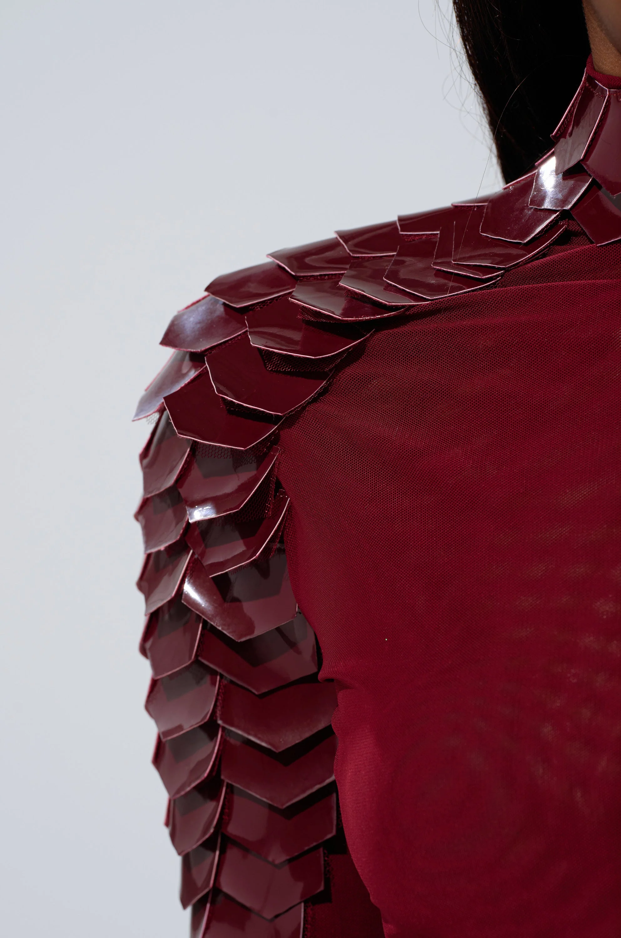 VELMA VINYL SCALE TOP IN BURGUNDY - Image 10