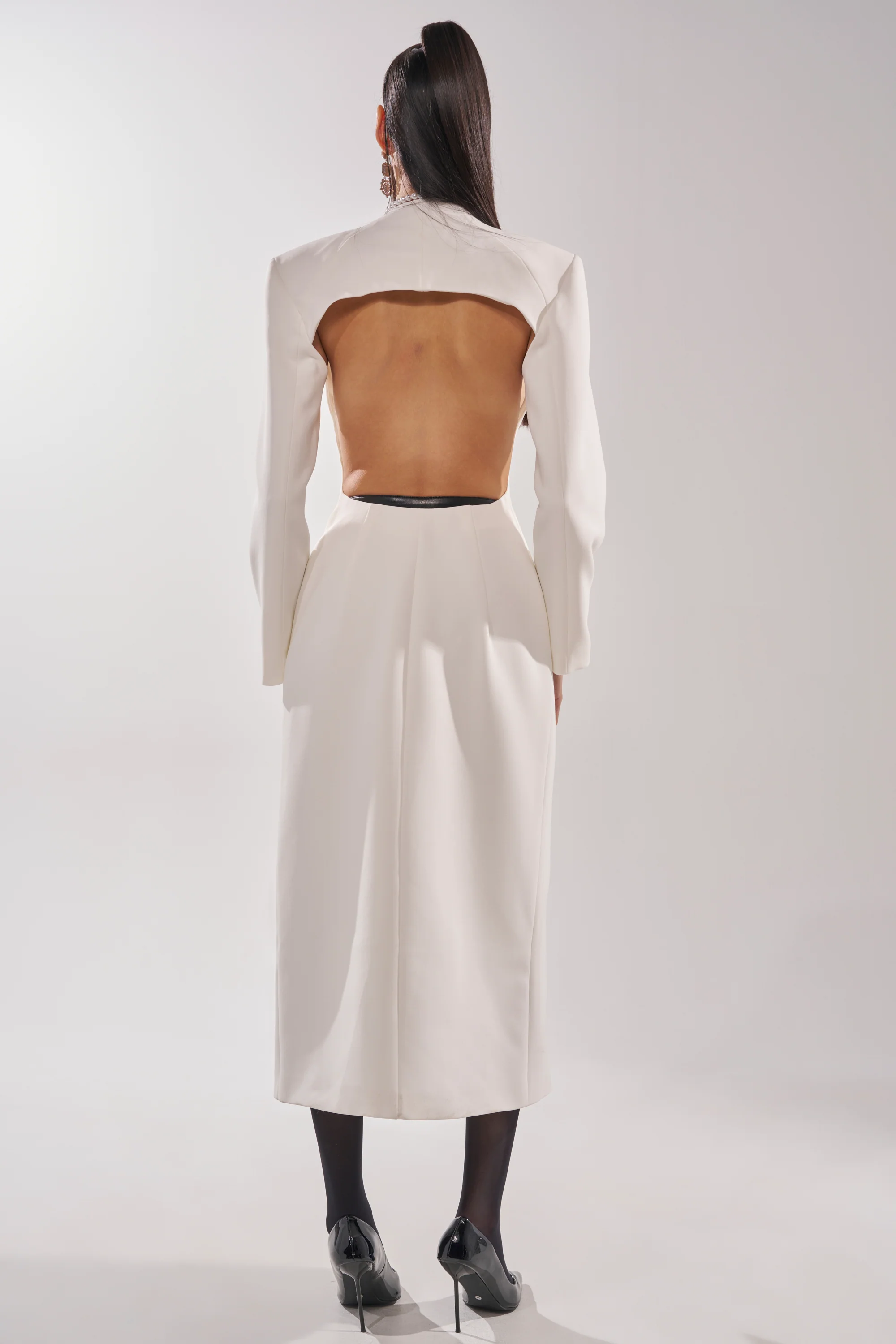 WHEREVER YOU ARE CUTOUT TRENCH IN WHITE - Image 6