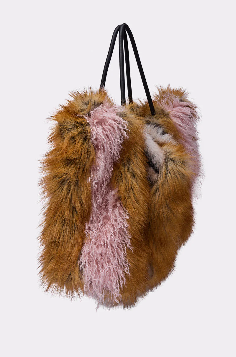 WILD ONE FAUX FUR TOTE - Image 3