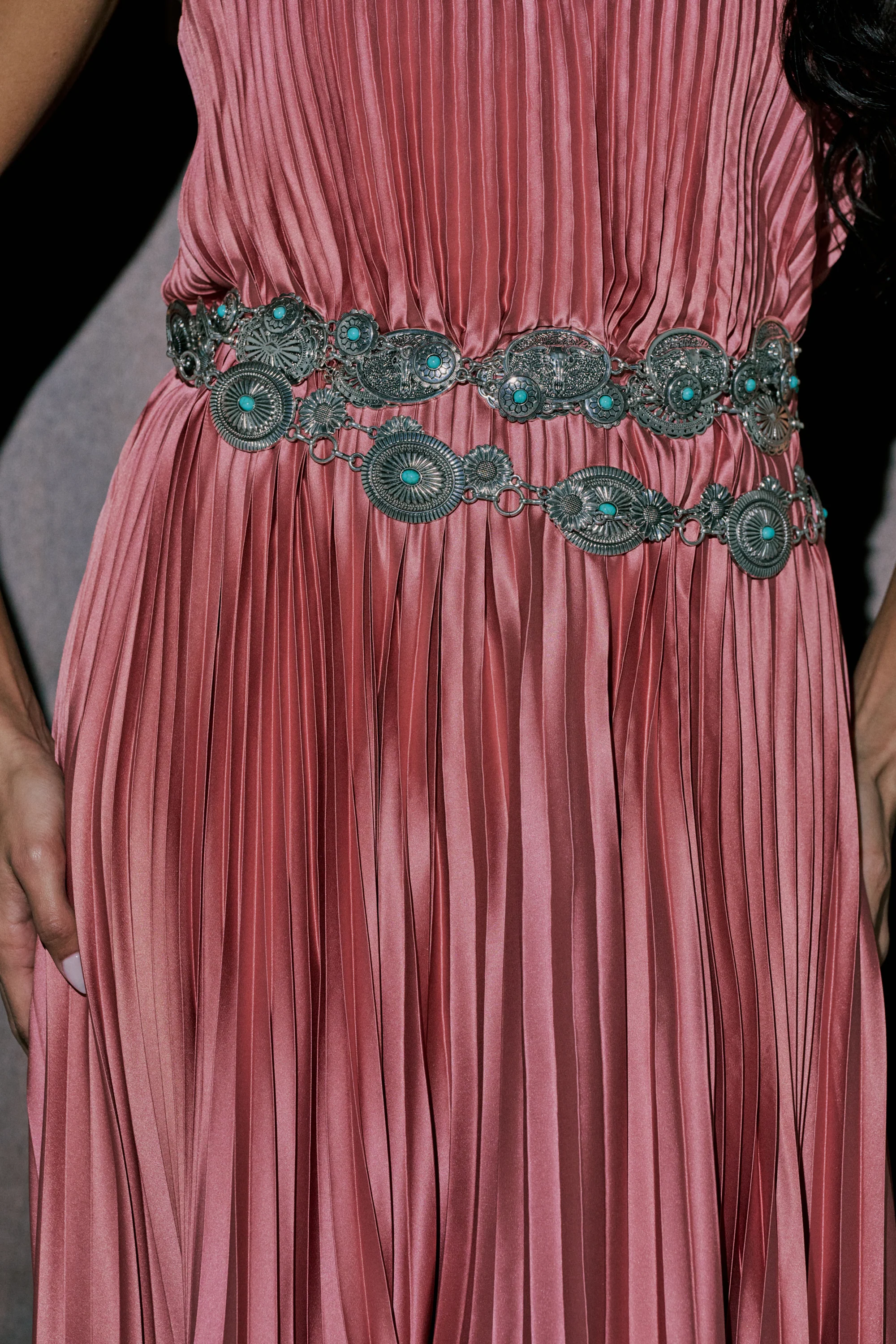 WILD WEST LAYERED CHAIN BELT - Image 2