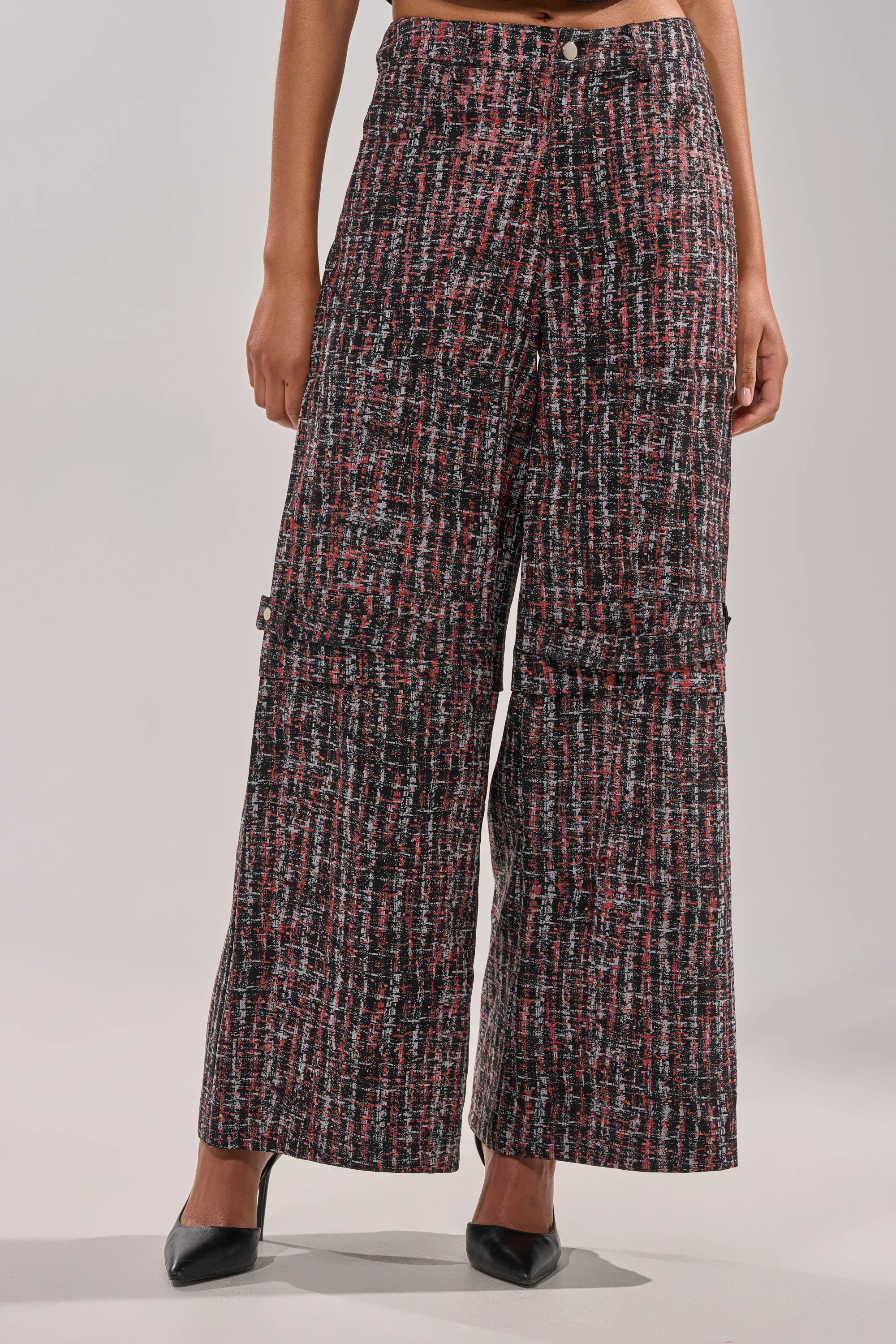 WORK IT FAUX LEATHER PLAID TROUSER - Image 3